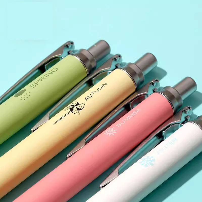 Japonês tanosee quatro estaçõe - Pentel Pen Energel avaliação e preço